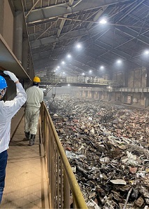 工場見学の様子