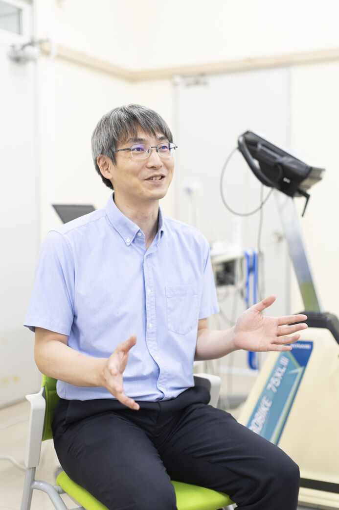 情報・経営システム系　准教授　奥島　大