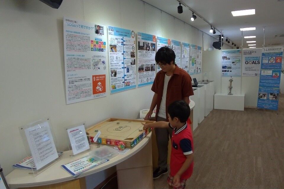 テクミュ展示風景