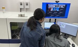 機器の遠隔化と接続テストの様子1