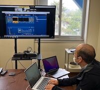 機器の遠隔化と接続テストの様子1