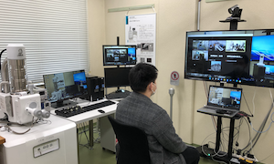 機器の遠隔化と接続テストの様子1