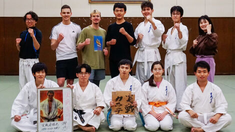 実戦空手道部の活動の様子